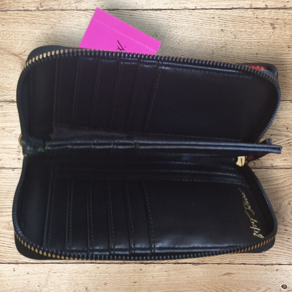 NWT Betsey Johnson XOKara Gummy Bears Black Wallet Wristlet  (C22) - Picture 2 of 7